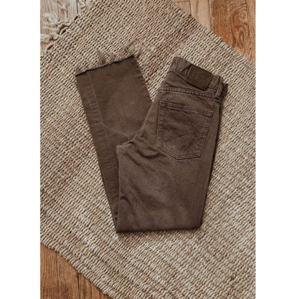 SOLD 💔 Vintage 1990s LEE raw hem brown denim